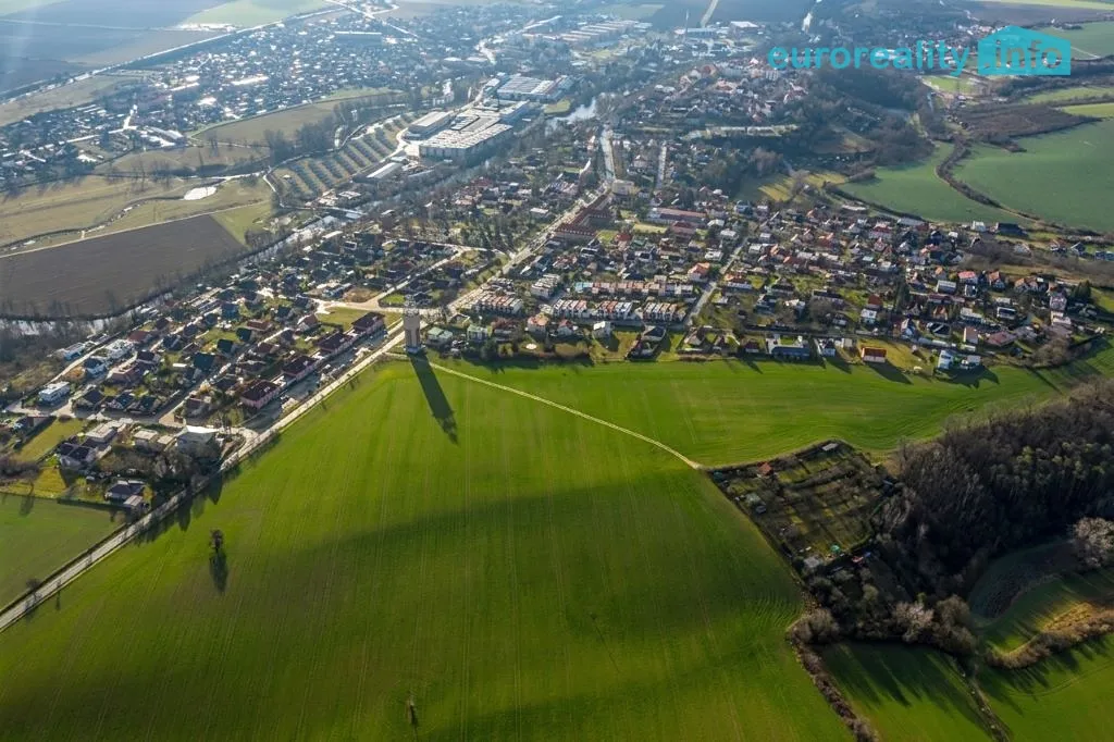 Prodej stavebního pozemku 600 m²